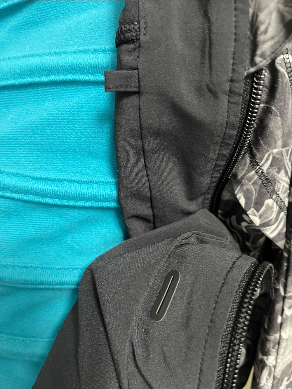 Lululemon Jacket - Picture 8 of 8